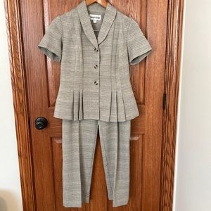 Danny & Nicole Womens Pantsuit 6P